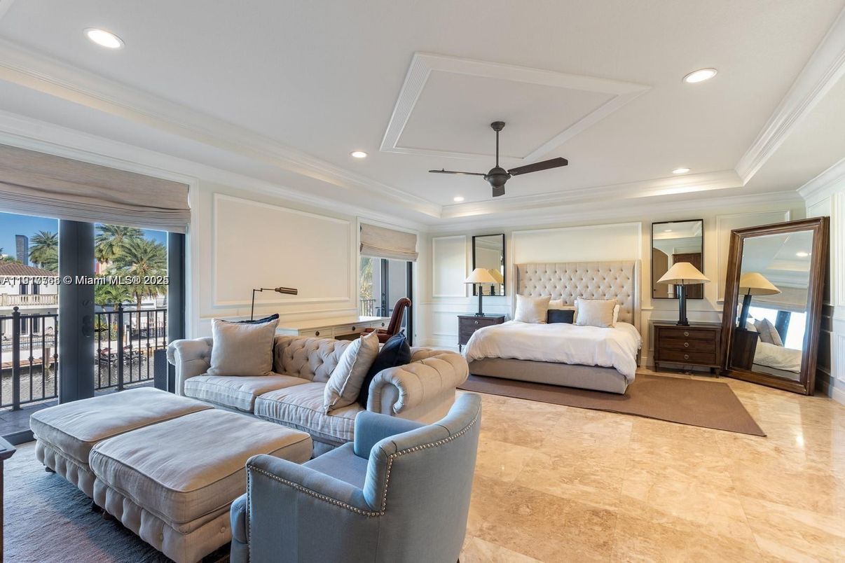 Bedroom, Interior, Living room, Recessed Lighting