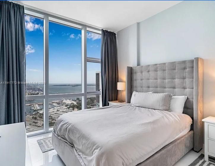 Bedroom, Interior, Water