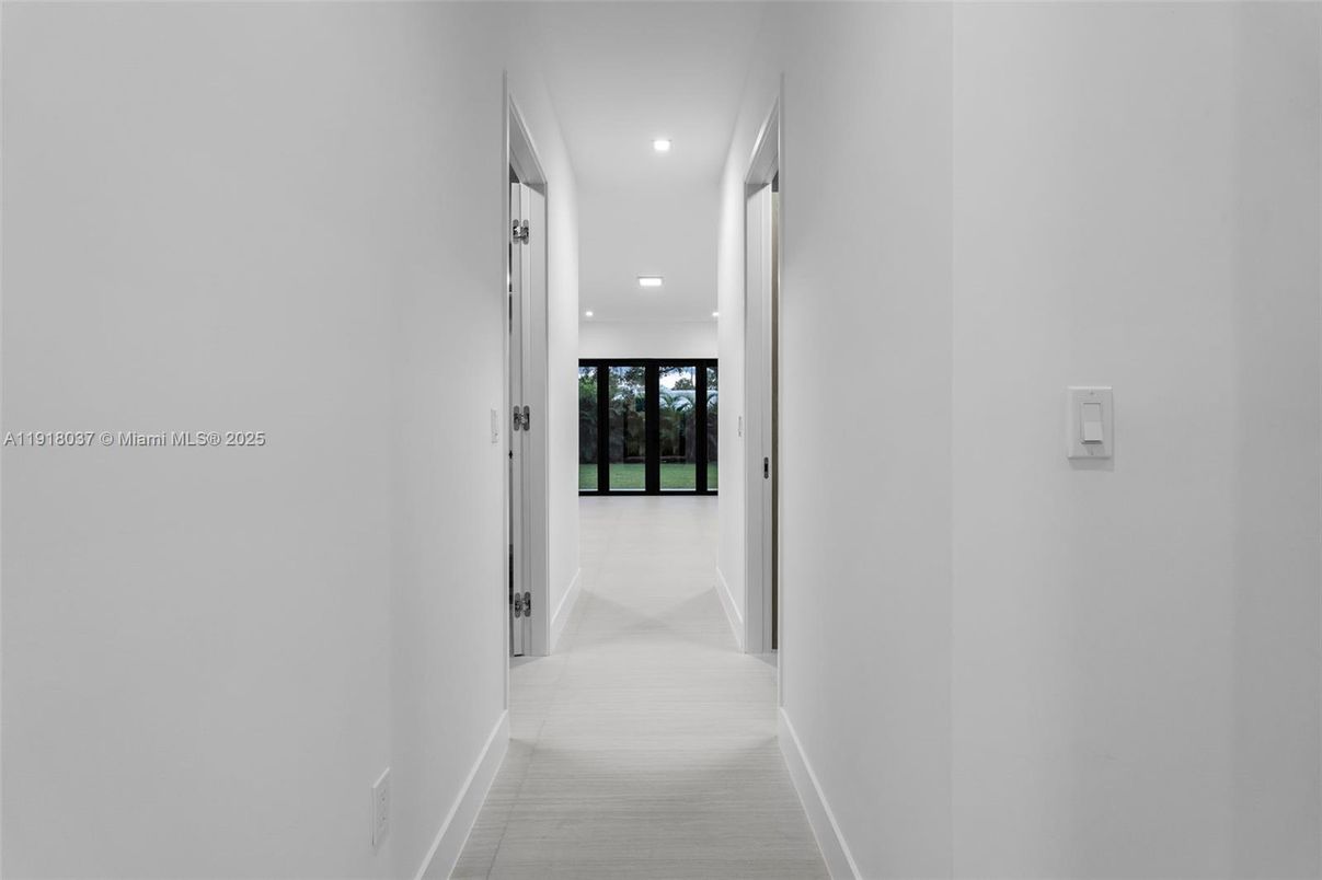 Interior, Recessed Lighting