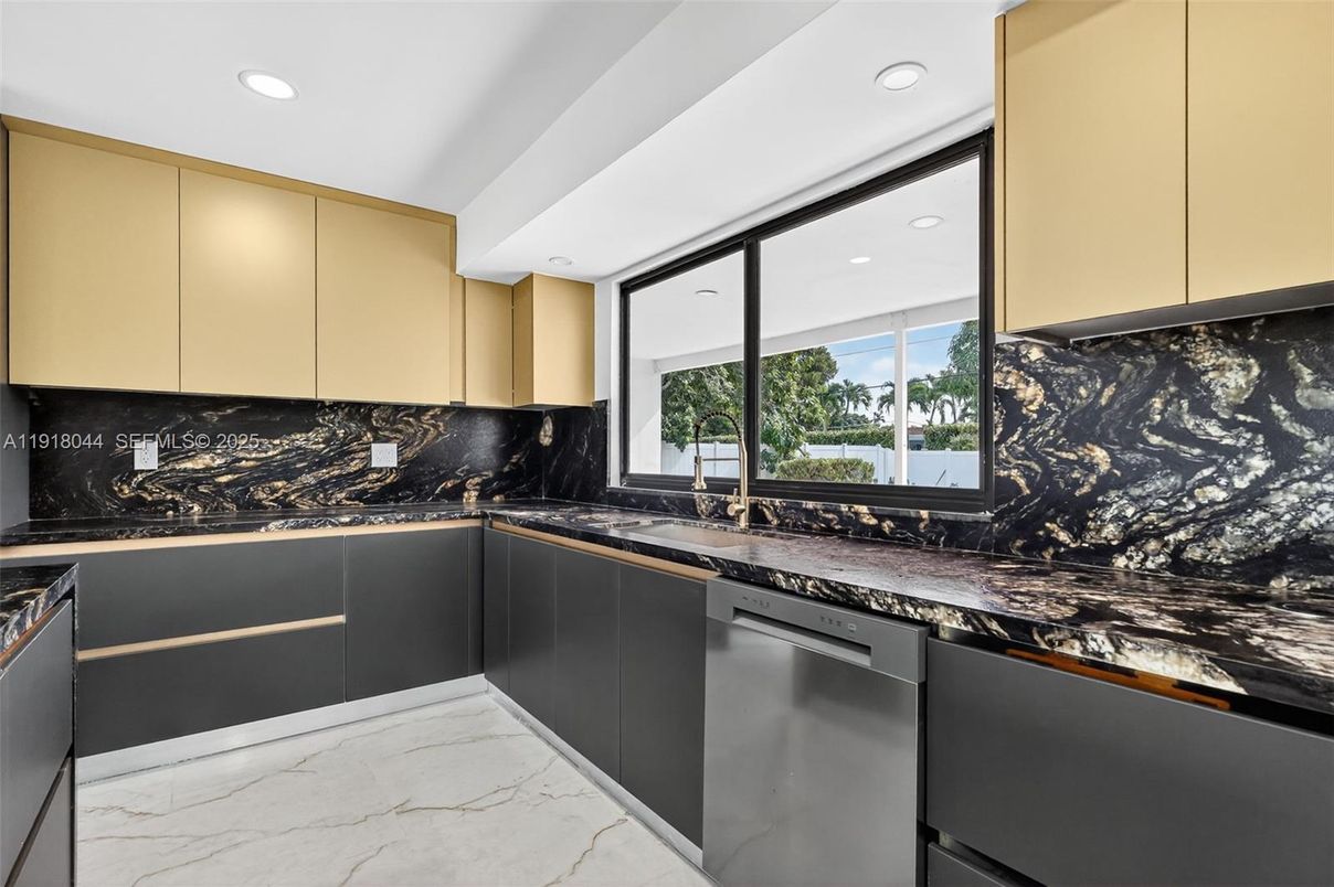 Interior, Kitchen, Marble, Marble Walls, Recessed Lighting