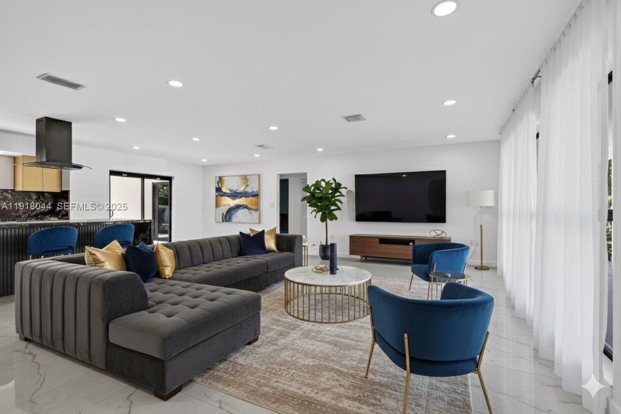 Interior, Kitchen, Living room, Recessed Lighting