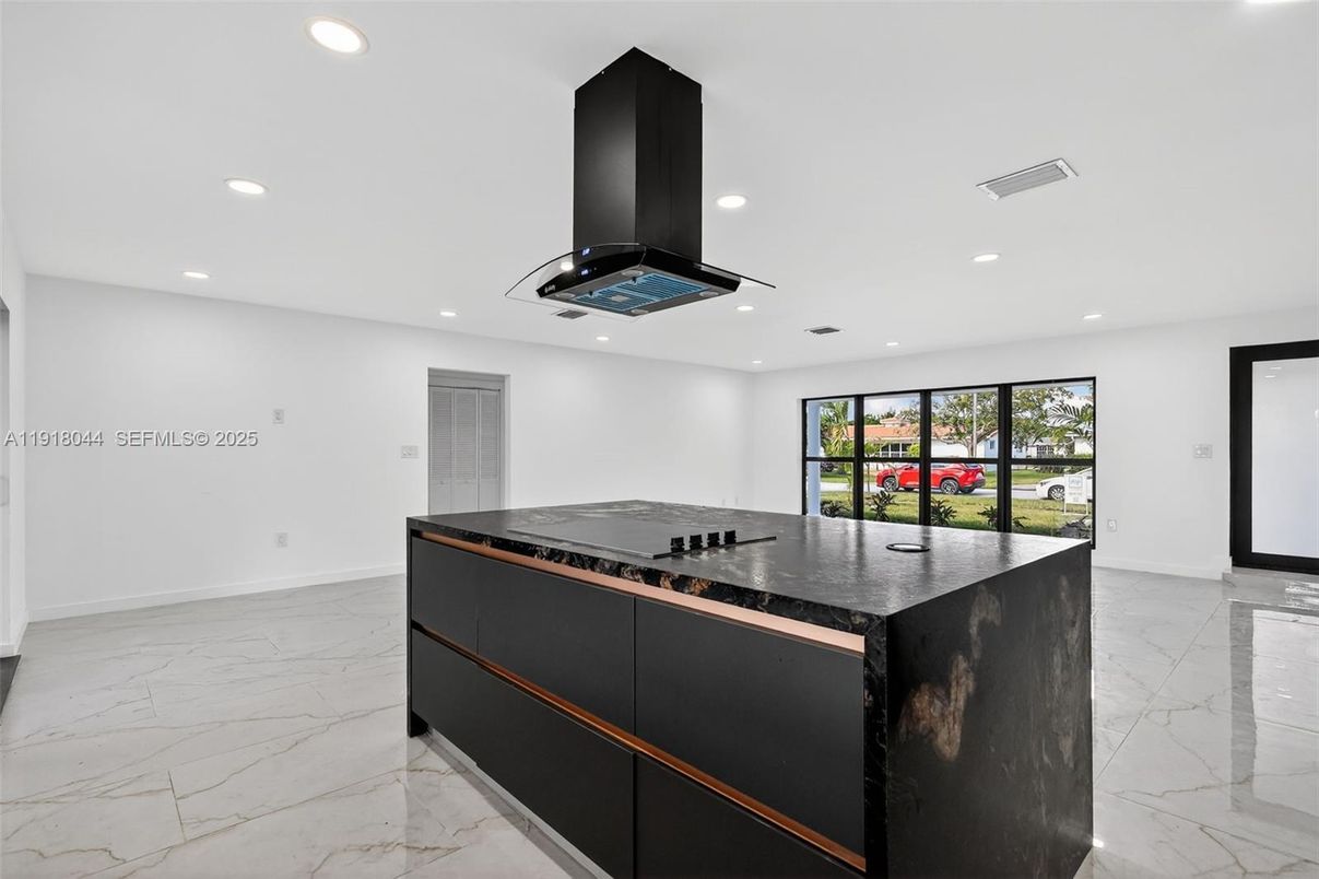 Interior, Kitchen, Marble, Recessed Lighting