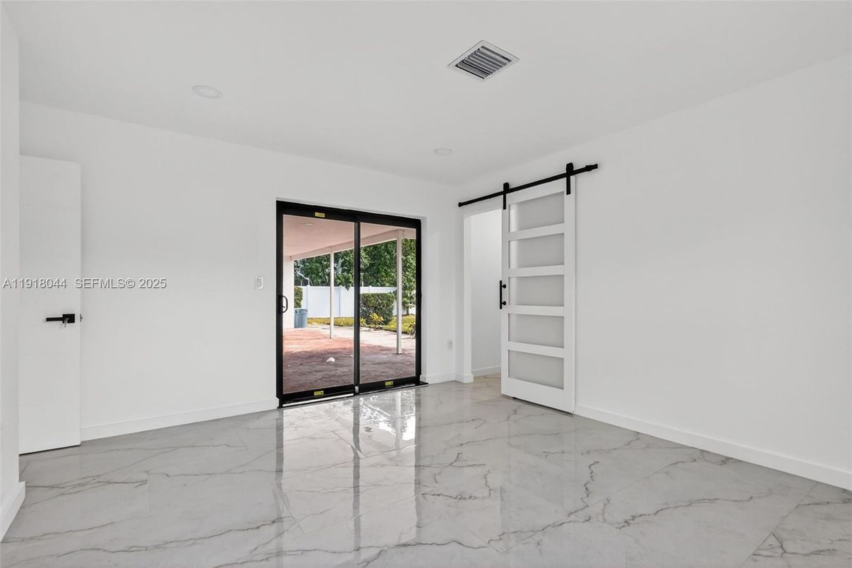 Empty room, Interior, Marble