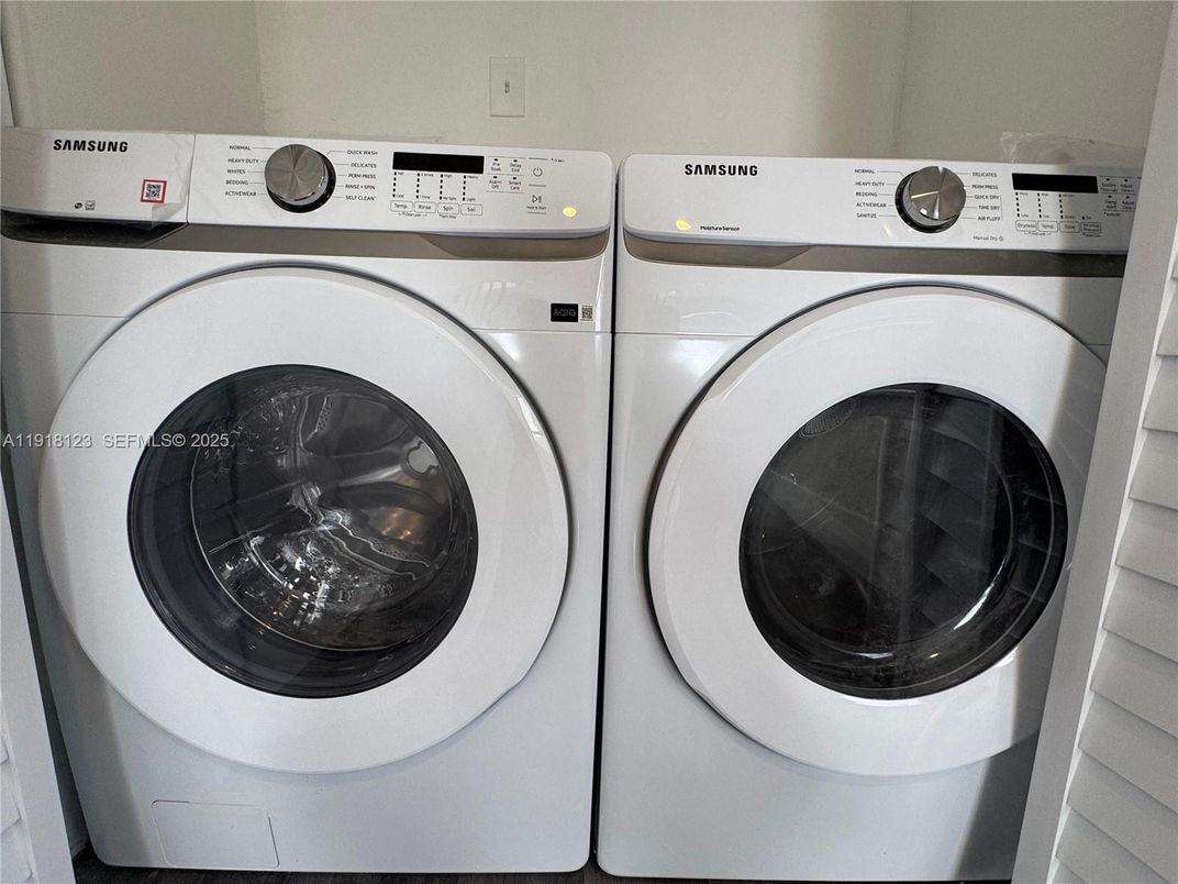 Interior, Utility Closets, Washer