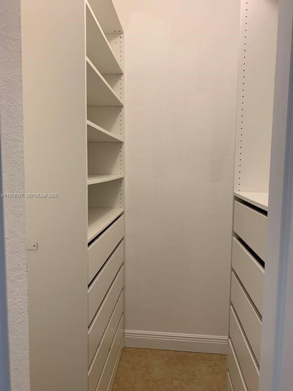 Interior, Walk-in Closets