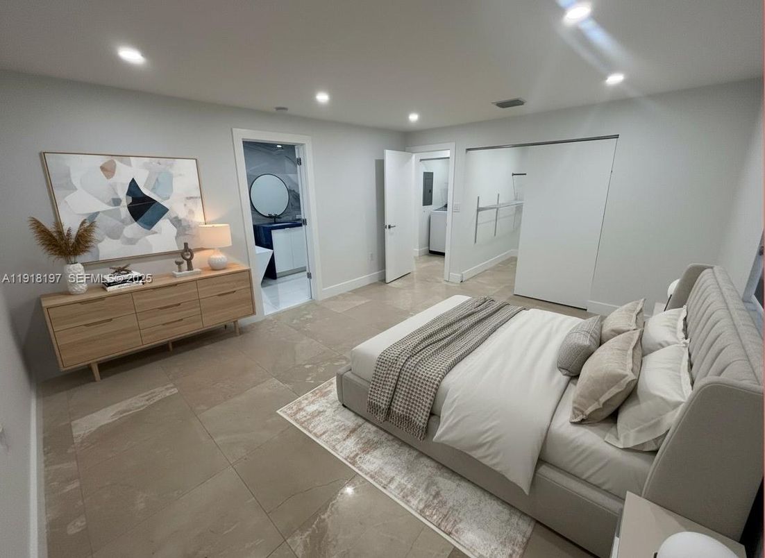 Bedroom, Interior, Recessed Lighting