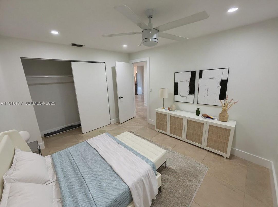 Bedroom, Interior, Recessed Lighting