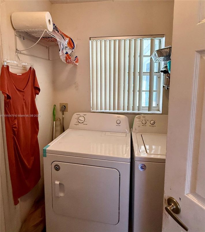 Interior, Utility Closets, Washer