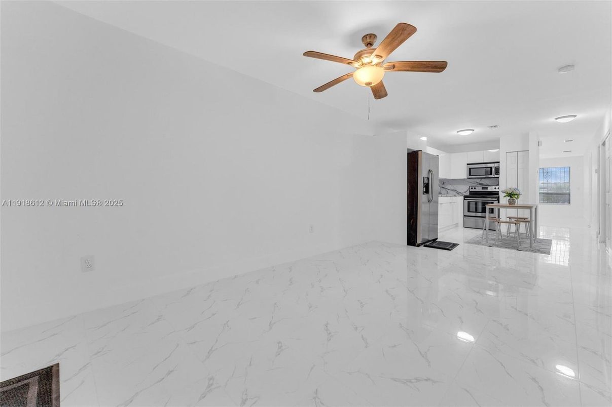 Empty room, Interior, Kitchen, Marble, Stainless Steel Appliances