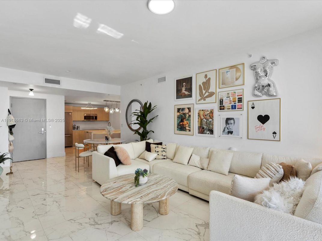 Dining room, Interior, Kitchen, Living room, Marble, Pendant Lights, Recessed Lighting