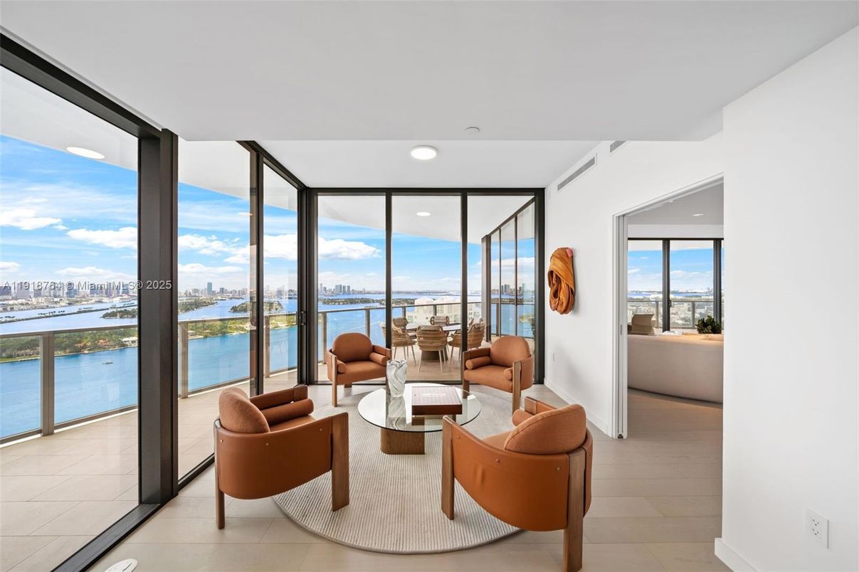 Interior, Living room, Water