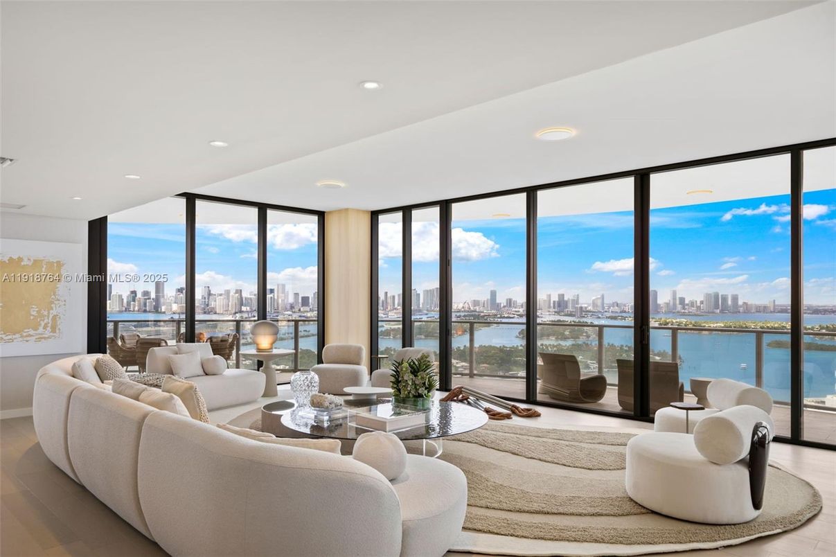 Interior, Living room, Recessed Lighting, Water, Wood Texture Flooring