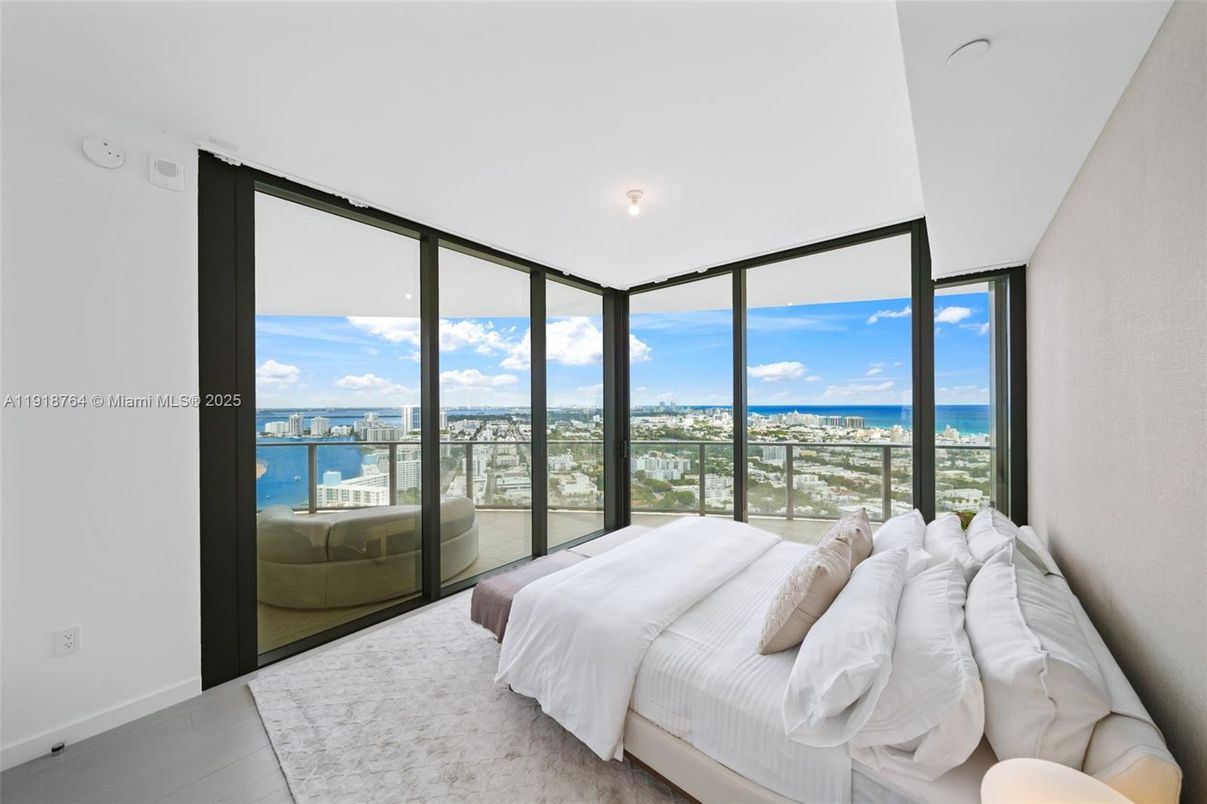 Bedroom, Interior, Water