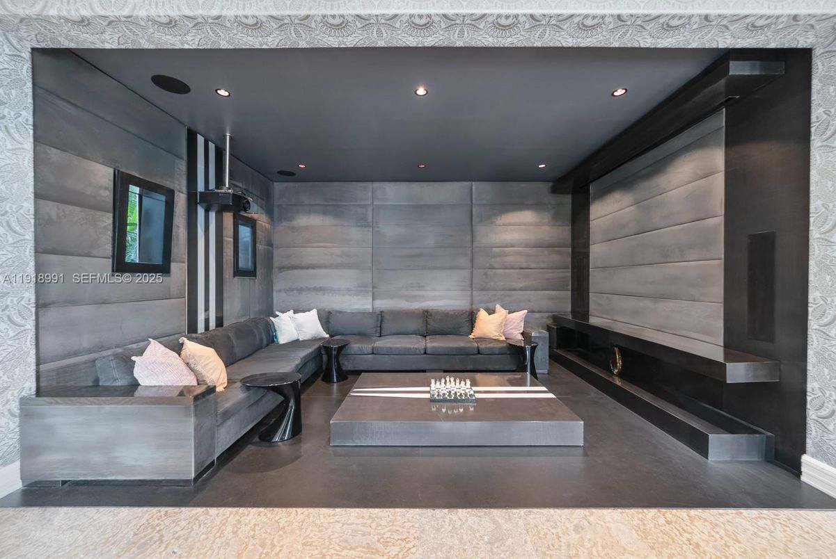 Interior, Living room, Recessed Lighting