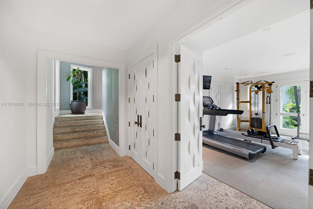 Fitness Equipment, Interior, Recessed Lighting