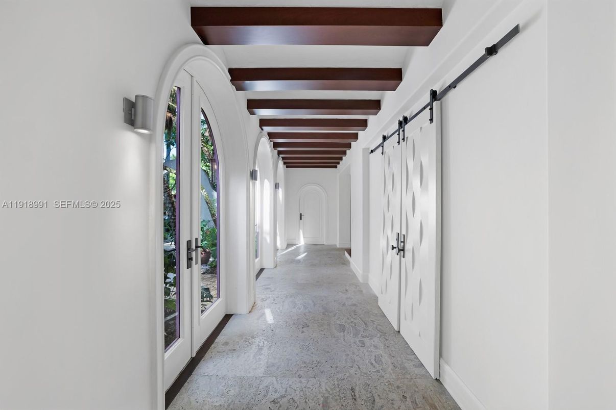 Interior, Wooden Beams