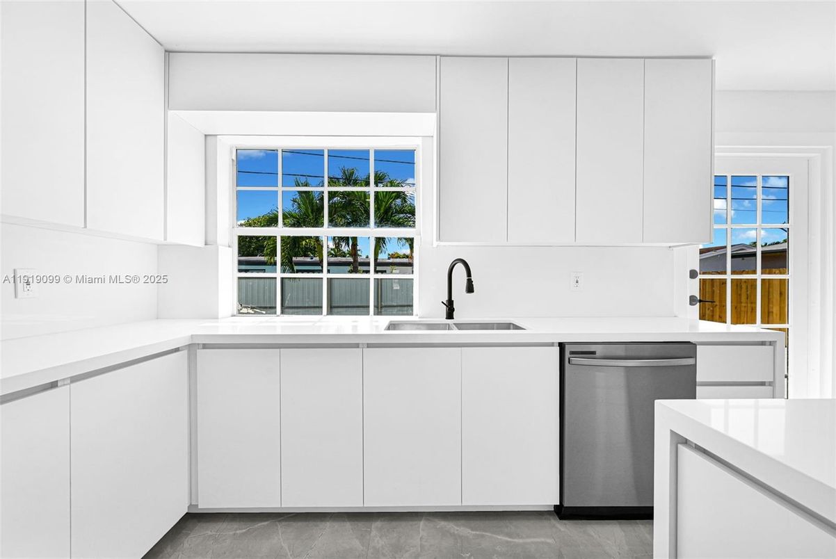 Interior, Kitchen, Water