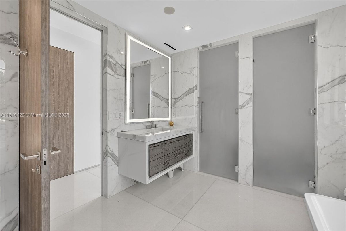 Bathroom, Interior, Marble Walls, Recessed Lighting