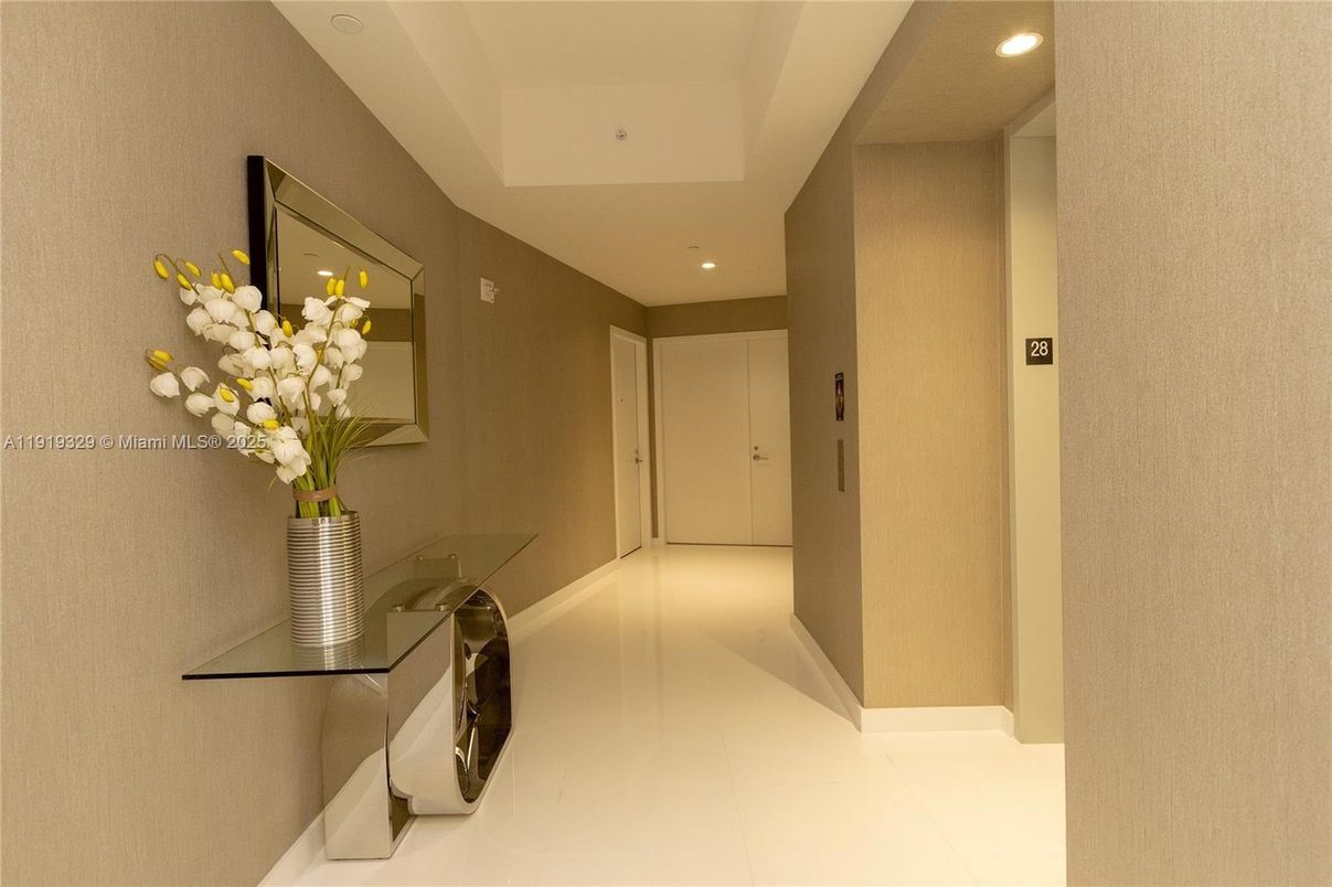 Interior, Recessed Lighting