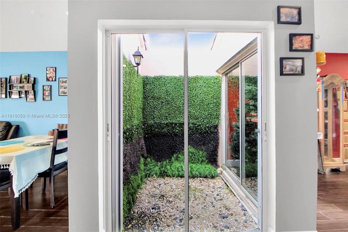 Dining room, Interior, Wood Texture Flooring