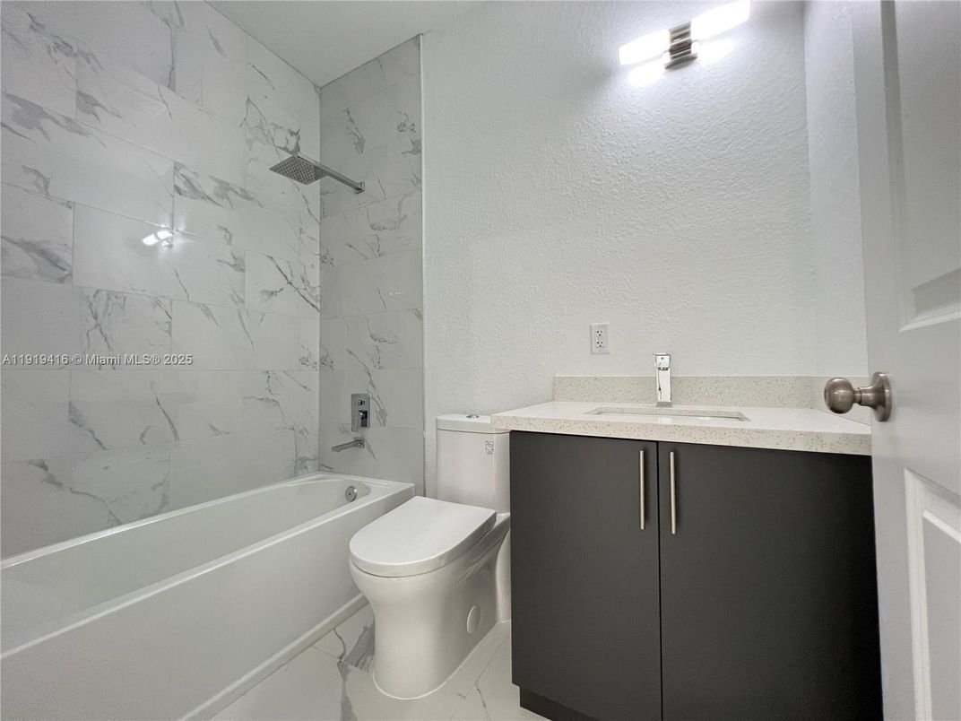 Bathroom, Interior, Marble Walls