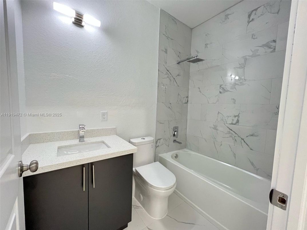Bathroom, Interior, Marble Walls