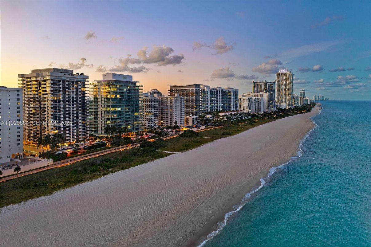 Water, Exterior, Pool, Other, Skyline