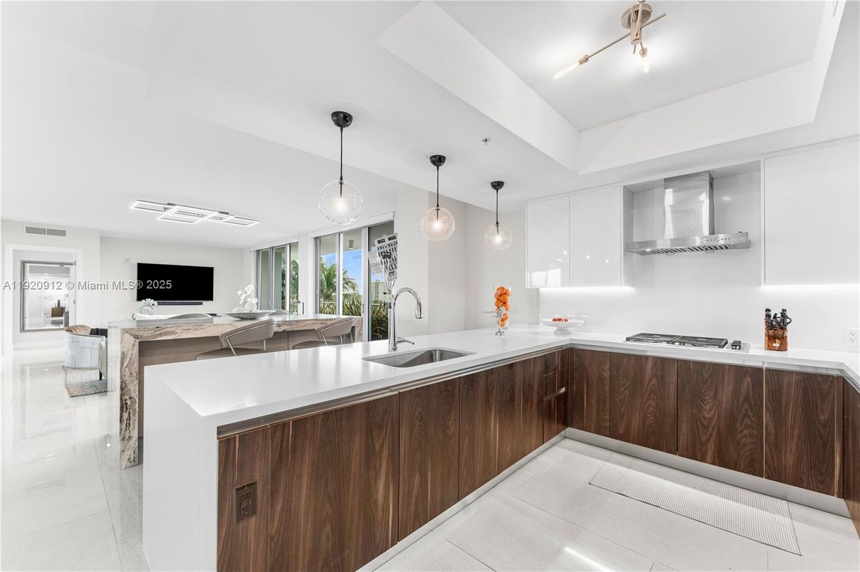 Interior, Kitchen, Pendant Lights