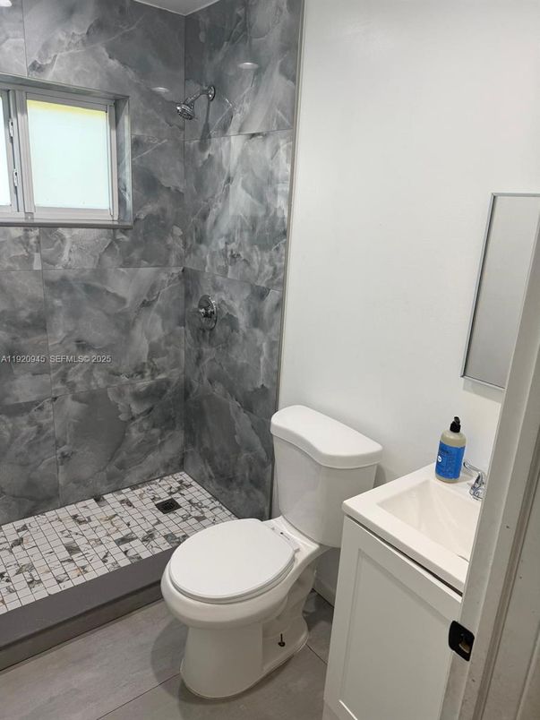 Bathroom, Interior, Marble Walls