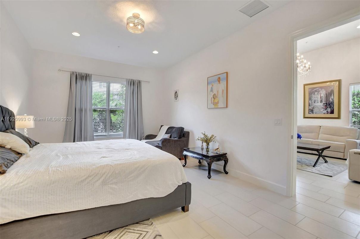 Bedroom, Chandelier, Interior, Recessed Lighting