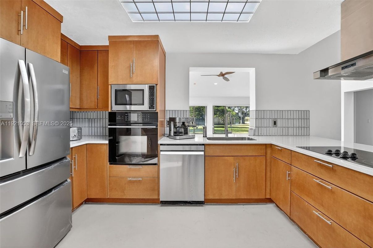 Interior, Kitchen, Stainless Steel Appliances