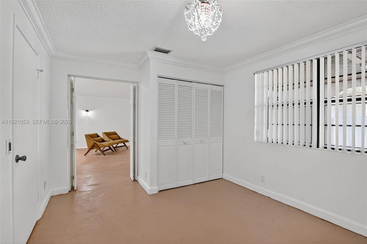 Chandelier, Empty room, Interior