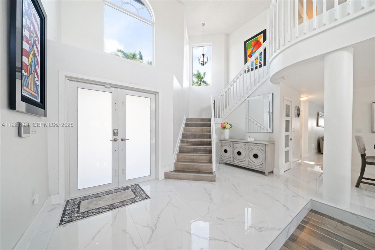 Interior, Marble, Pendant Lights