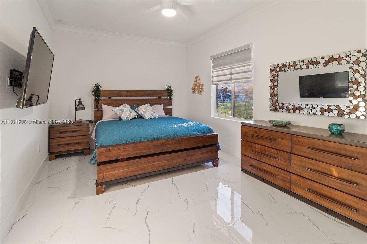 Bedroom, Interior, Marble, Recessed Lighting