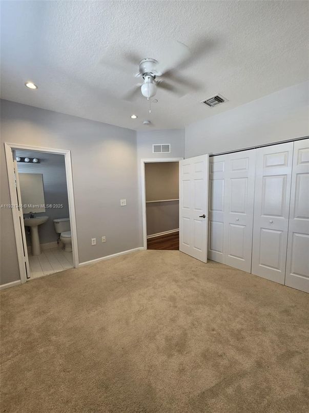 Bathroom, Empty room, Interior, Recessed Lighting