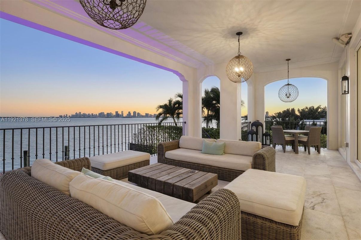 Water, Exterior, Interior, Dining room, Other