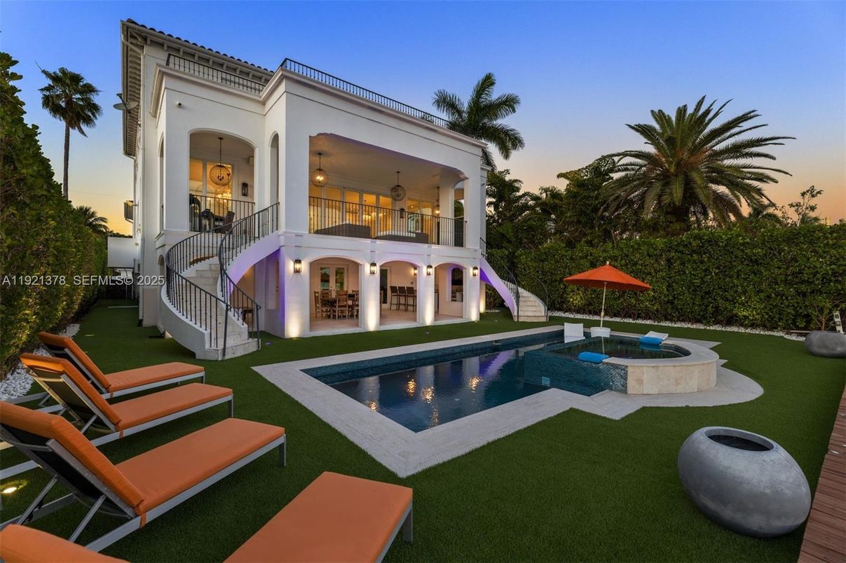 Backyard, Exterior, Pool