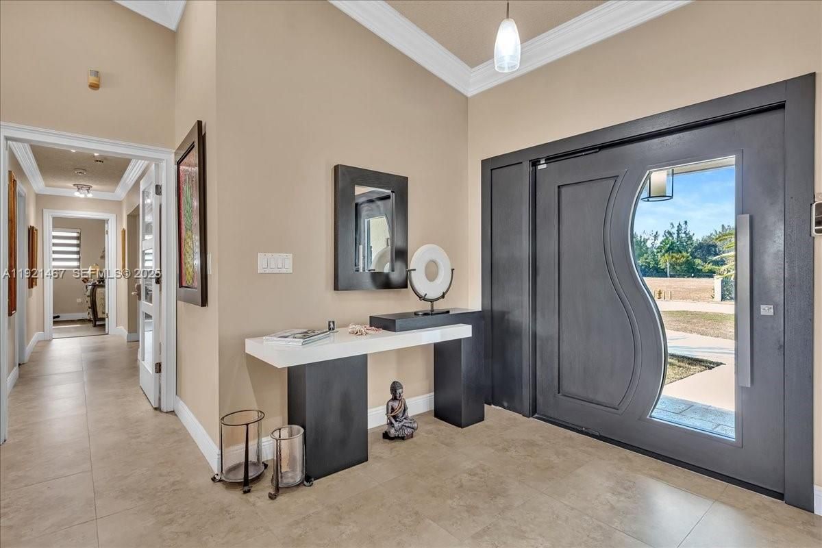 Interior, Pendant Lights