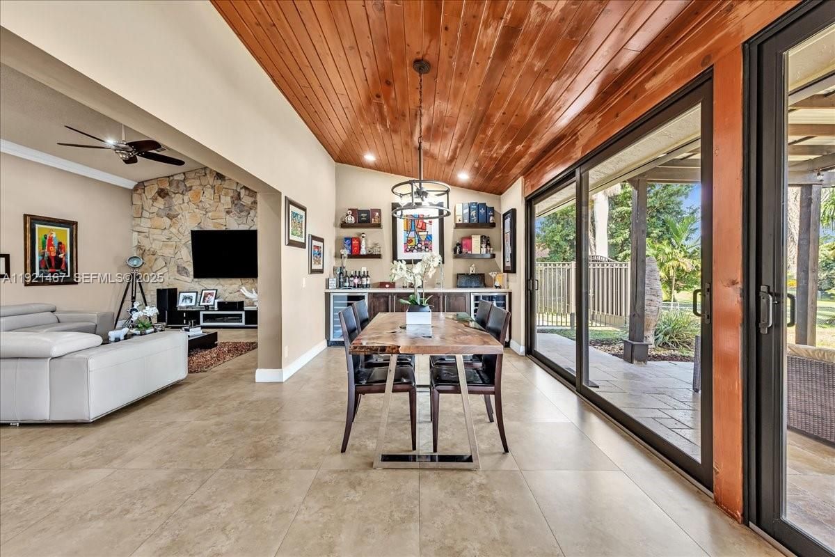 Interior, Living room, Pendant Lights, Recessed Lighting, Stone Walls, Wooden Ceilings