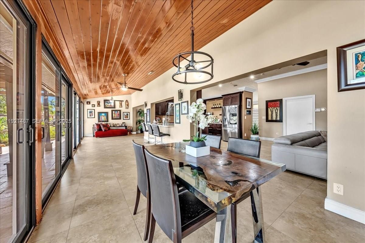 Dining room, Interior, Pendant Lights, Recessed Lighting, Wooden Ceilings