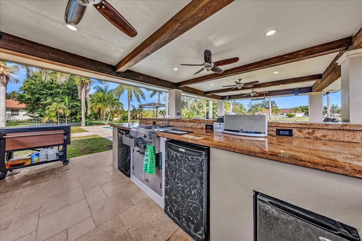 Exterior, Outdoor Kitchen, Recessed Lighting