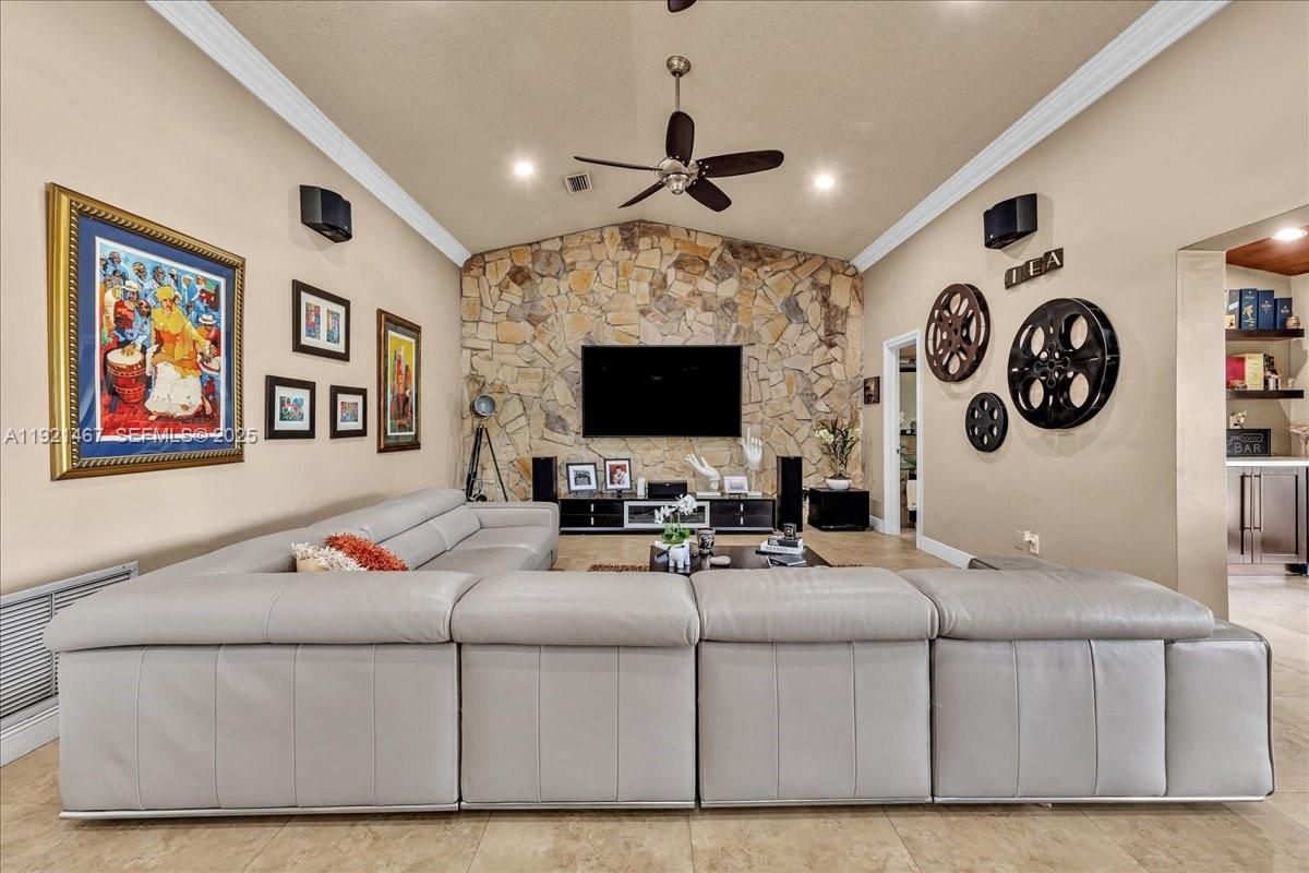 Interior, Living room, Recessed Lighting, Stone Walls