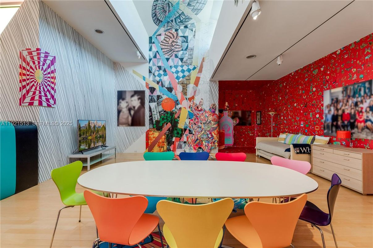 Dining room, Interior, Wood Texture Flooring
