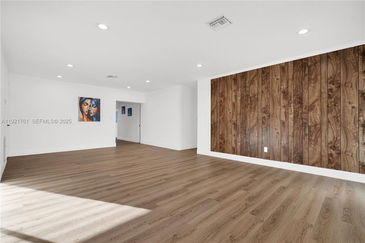 Empty room, Interior, Recessed Lighting, Wood Texture Flooring, Wooden Walls