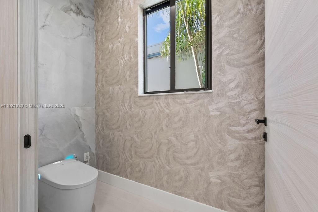 Bathroom, Interior, Marble Walls