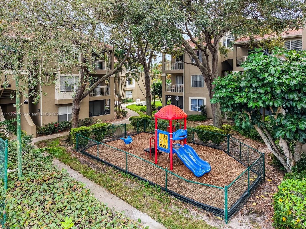 Backyard, Exterior, Playground