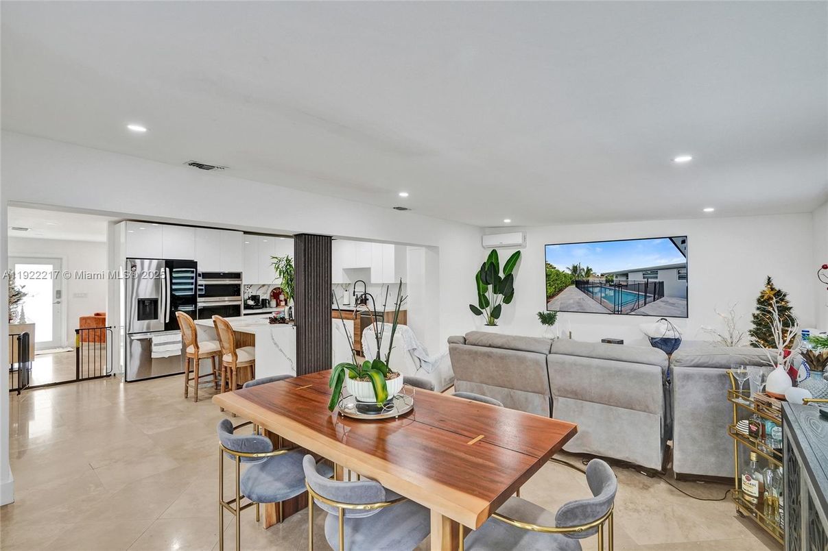 Dining room, Interior, Kitchen, Living room, Recessed Lighting, Stainless Steel Appliances