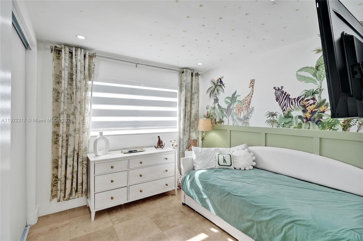 Bedroom, Interior, Recessed Lighting