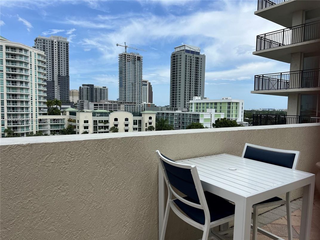 Exterior, Other, Skyline