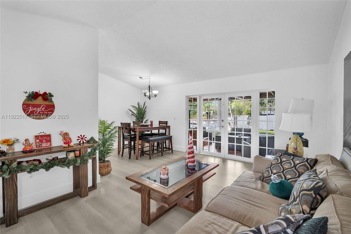 Chandelier, Dining room, Interior, Living room, Wood Texture Flooring